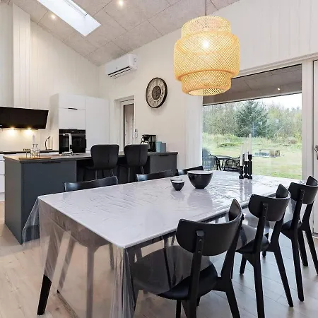Holiday home 8 Person In *