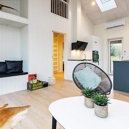 8 Person In Holiday home